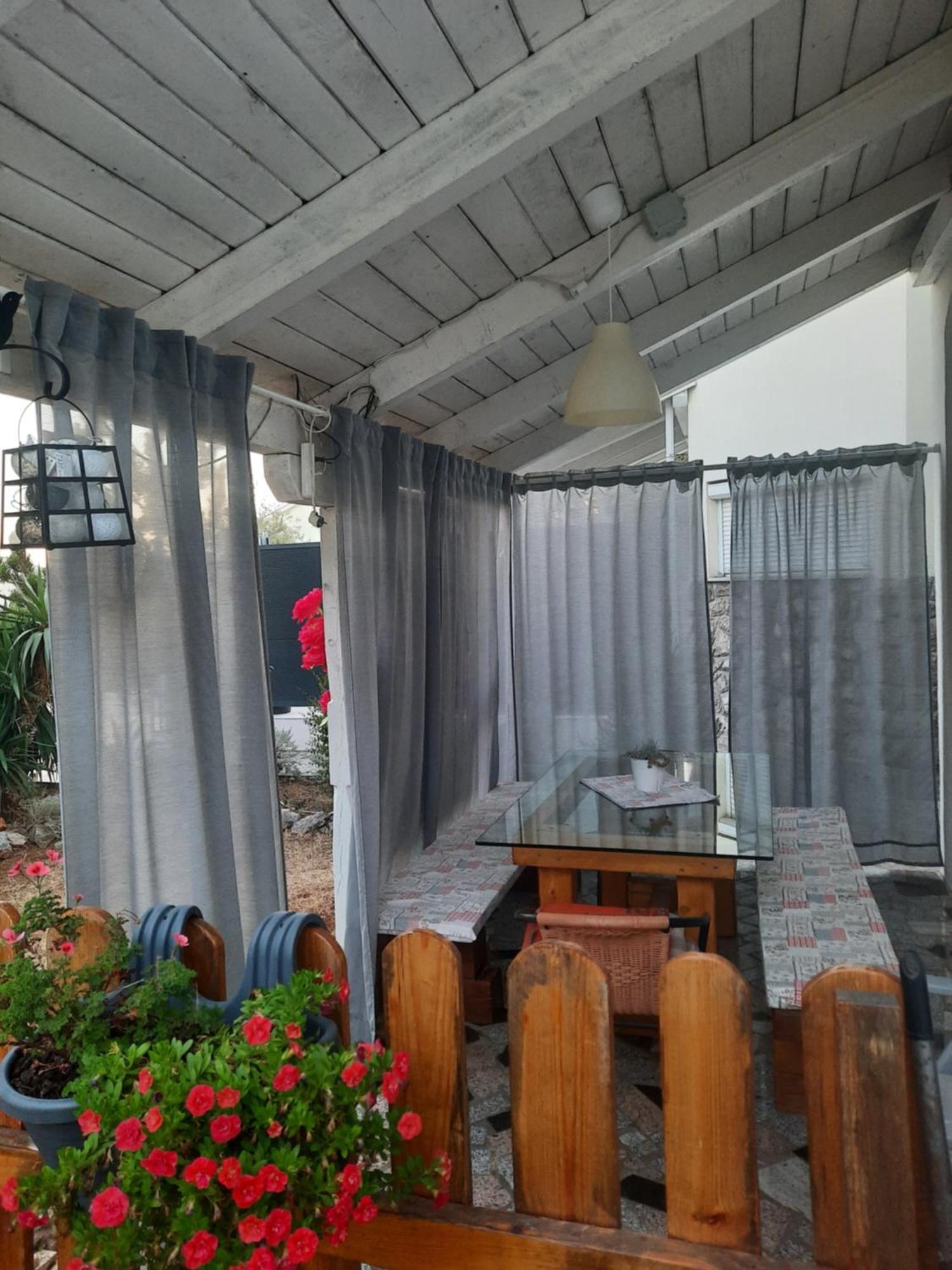Apartmani Darko Kornić Esterno foto
